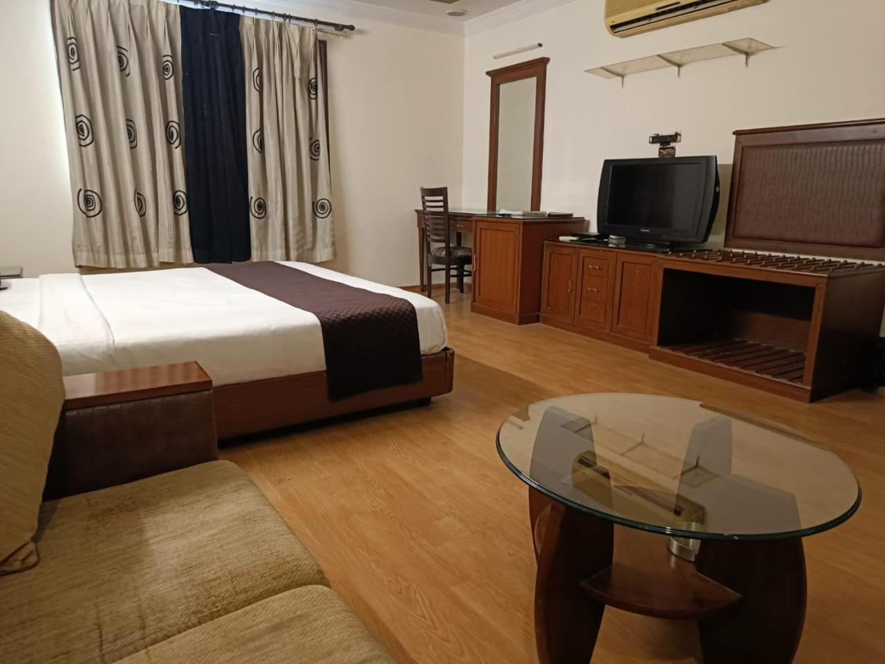 Residency Stay Inn Neu-Delhi Exterior foto